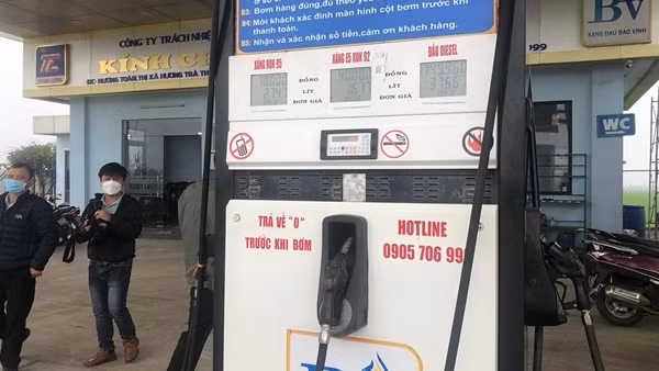Bán xăng kém chất lượng, một doanh nghiệp bị phạt 220 triệu đồng ảnh 2