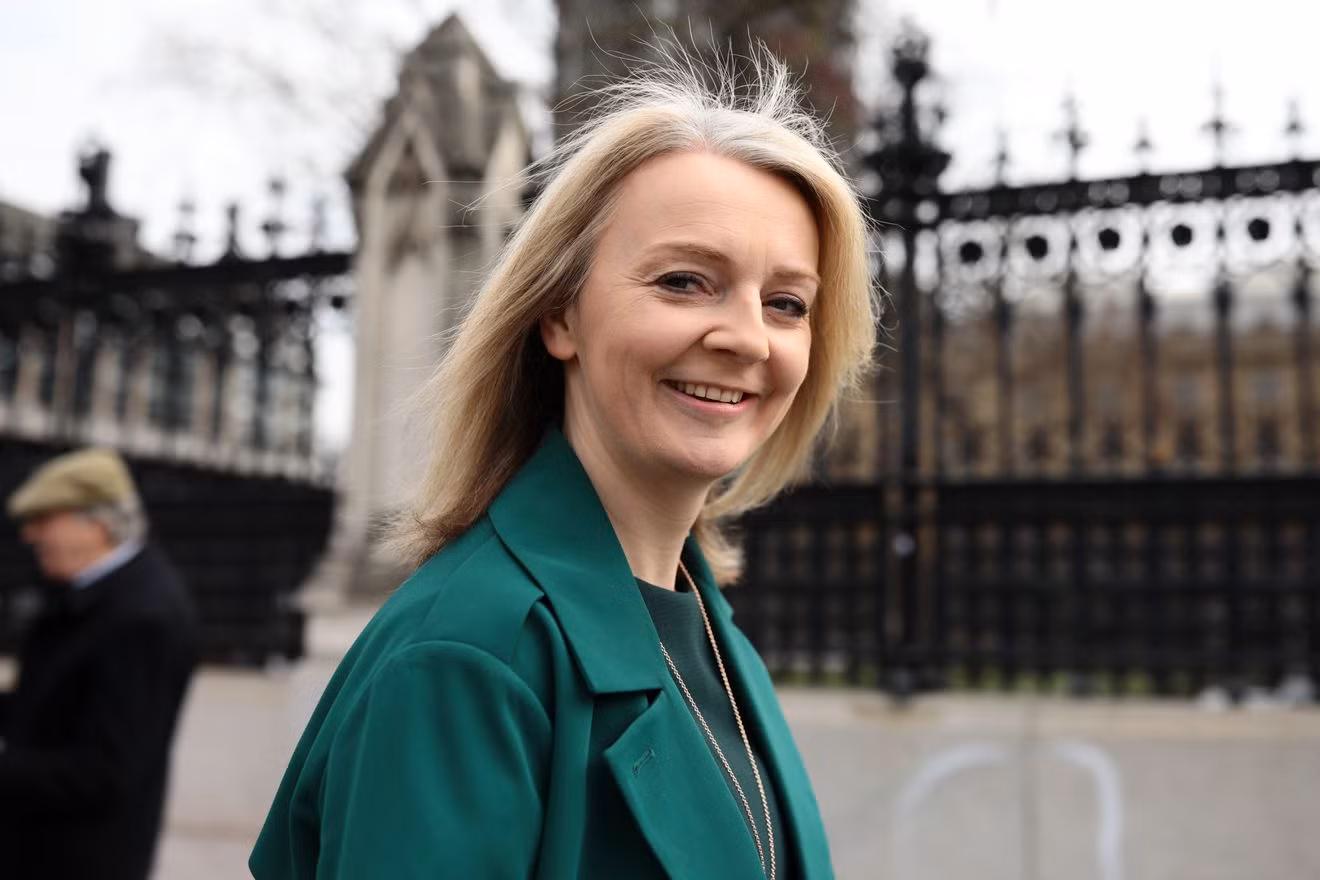 Liz Truss - Gương mặt mới trên chính trường Anh -0