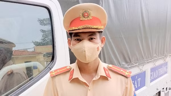 CSGT liên tiếp phát hiện lái xe dương tính ma túy ảnh 2