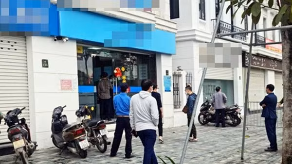 Lừa thương lái mua tôm để cướp cặp tiền ảnh 2