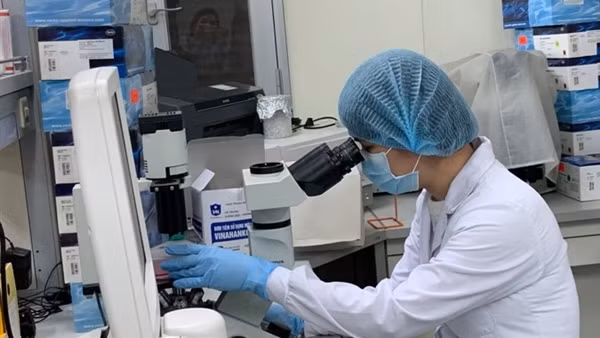 Chăm sóc trẻ ra sao trước biến chủng Omicron? ảnh 3