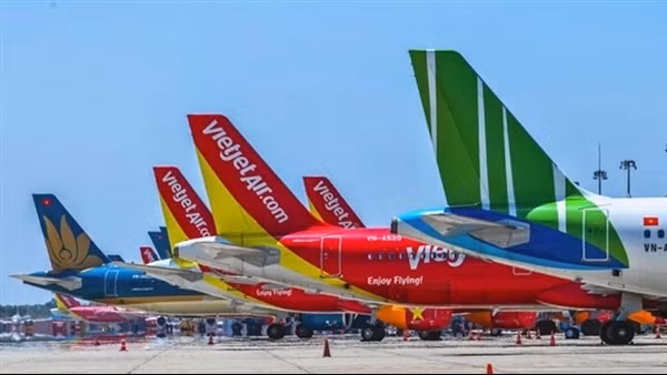 Quy định mới về dịch vụ hàng không: Giá vé máy bay có “giảm nhiệt”?