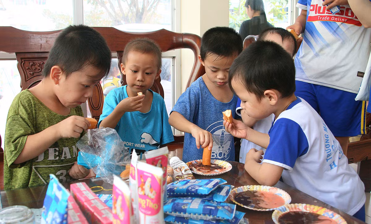 Chuỗi hoạt động 1/6 sôi nổi từ Vinamilk và khởi đầu mùa hè ý nghĩa -0