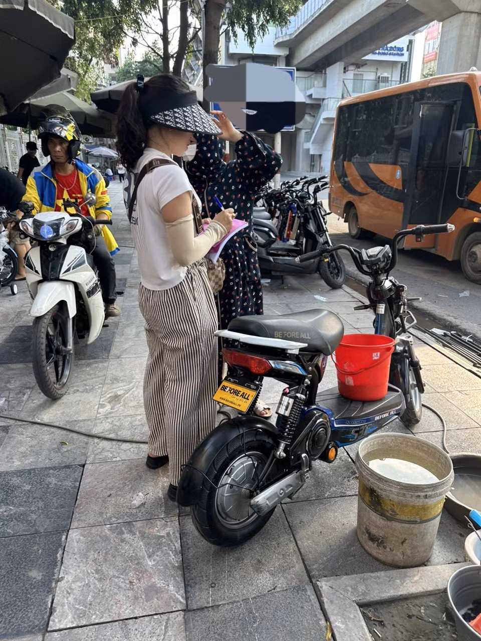 Xe đạp điện giả, nhái tràn lan thị trường -0
