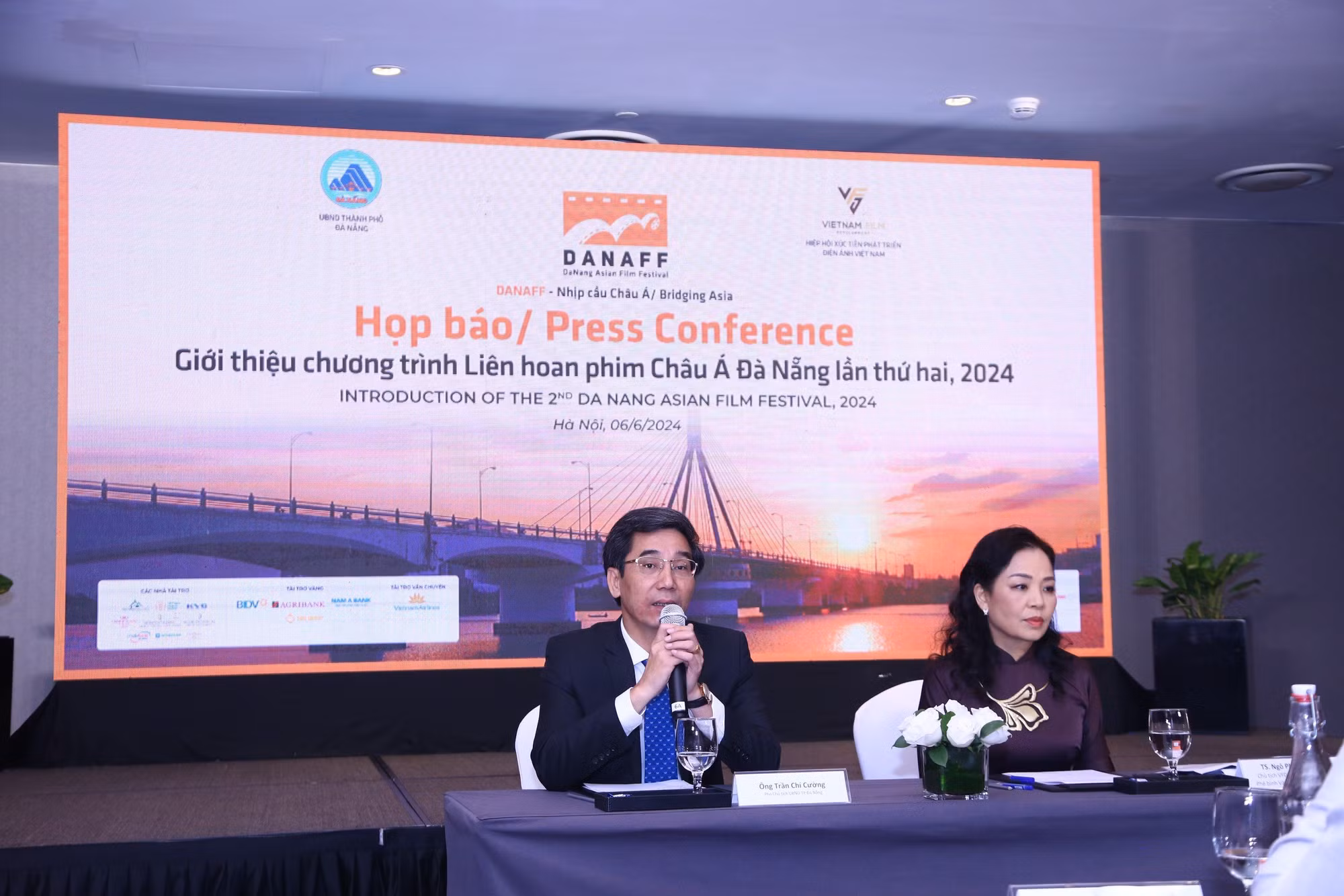 Chiếu chùm phim của NSND Đặng Nhật Minh tại Liên hoan phim Châu Á Đà Nẵng lần thứ II -0
