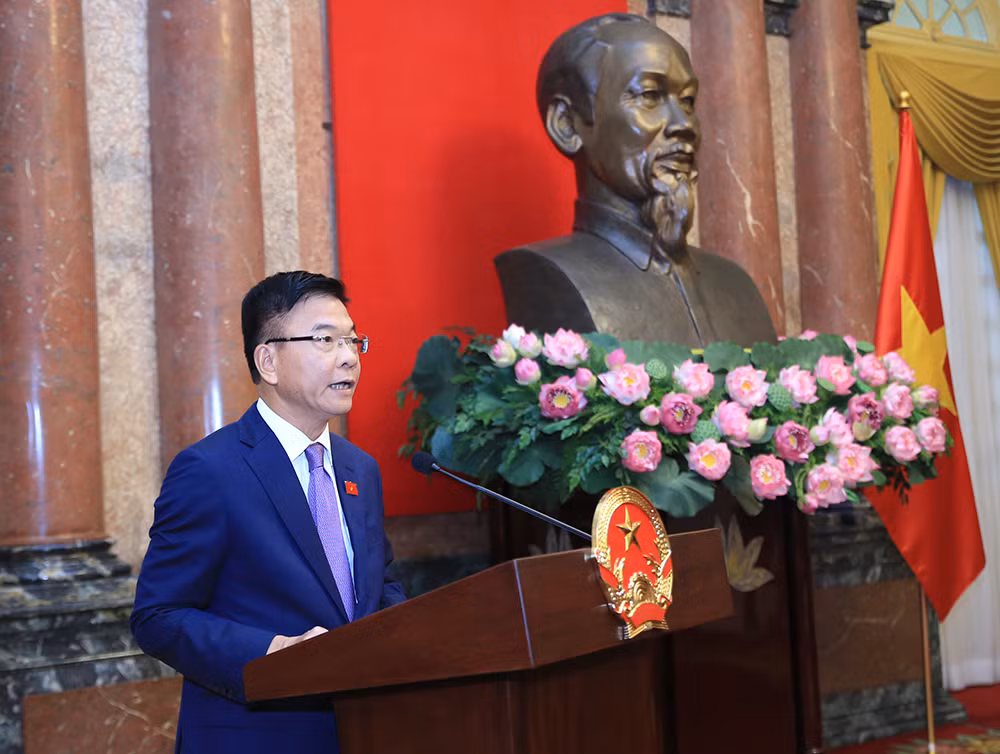 Chủ tịch nước trao quyết định bổ nhiệm Phó Thủ tướng Chính phủ và Bộ trưởng Bộ Công an -0