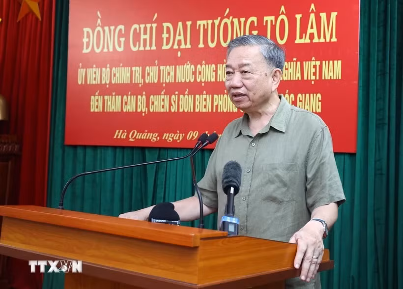 Chủ tịch nước Tô Lâm thăm cán bộ, chiến sỹ Đồn biên phòng Cửa khẩu Sóc Giang -0