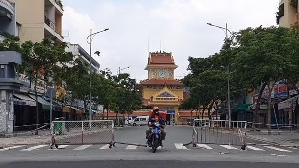 Vượt qua khó khăn, vươn lên mạnh mẽ ảnh 3