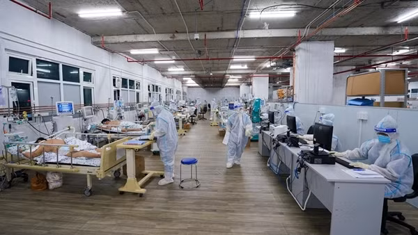 Cứu sống bệnh nhân vỡ phình động mạch vị tá tràng đang nguy kịch ảnh 3