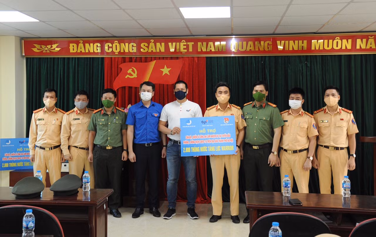 Tuổi trẻ Bộ Công an động viên CBCS tuyến đầu phòng, chống dịch -0