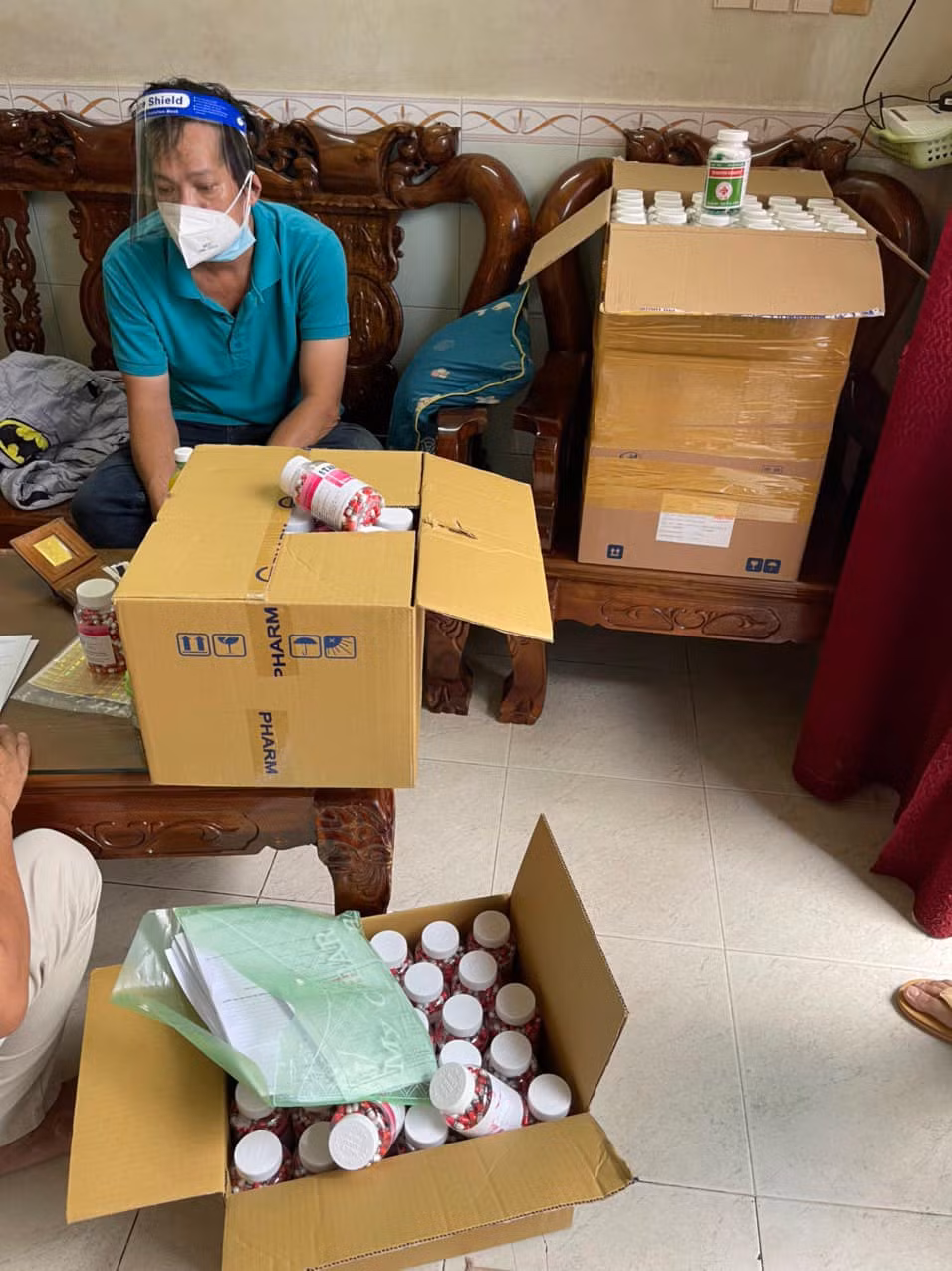 Nhiều đối tượng lợi dụng dịch bệnh để sản xuất thuốc phòng, chữa trị COVID-19 giả -0