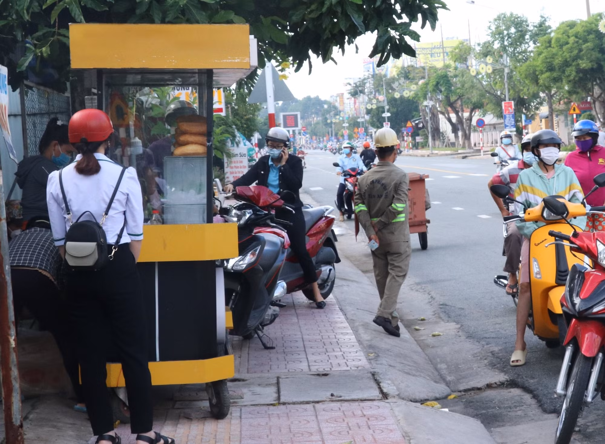 Cuộc sống bình thường mới ở Long An sau khi nới lỏng giãn cách xã hội -0