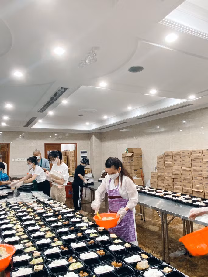 Ca sĩ Phi Nhung qua đời vì COVID-19 -0