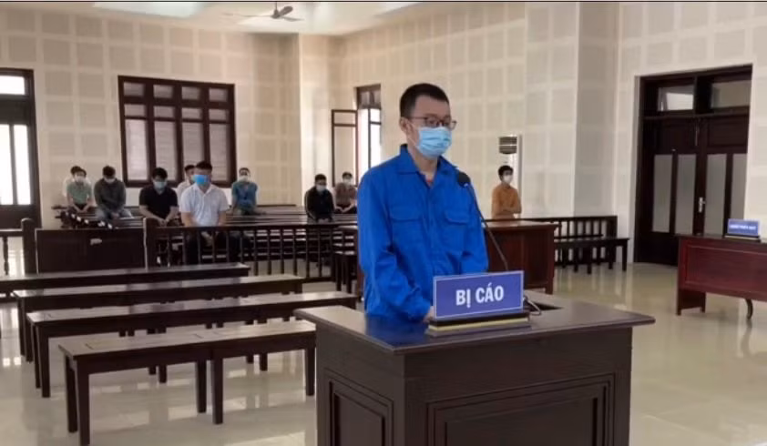 Lừa chiếm đoạt hàng tỉ đồng tiền “đặt cọc, giữ chỗ” nhà ở xã hội của người thu nhập thấp -0
