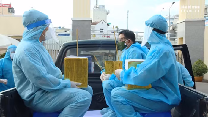Những nỗi đau không thể nói thành lời -0