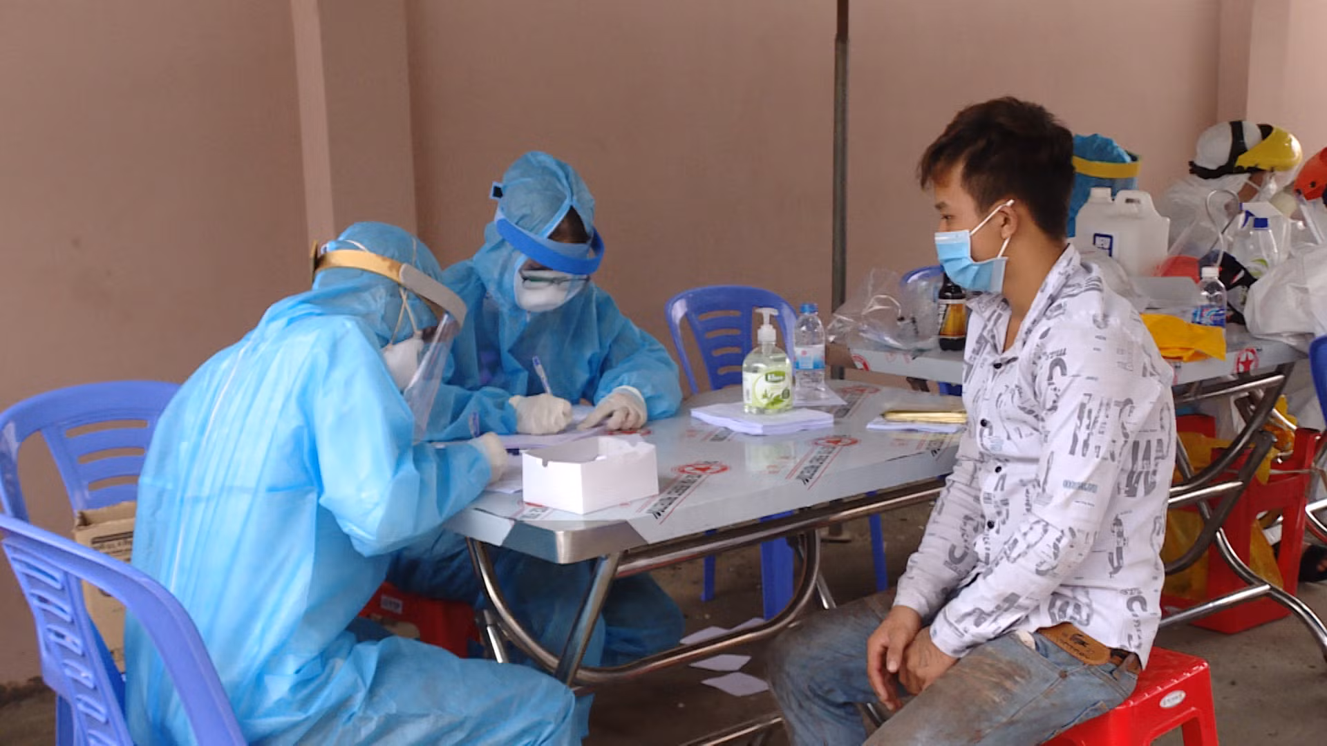 Bà Rịa-Vũng Tàu bất ngờ hủy gói thầu 210 tỷ đồng mua kit test nhanh COVID-19 -0
