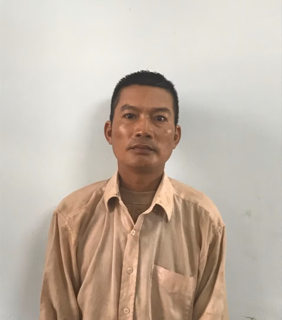 Khởi tố đối tượng mua dâm người dưới 18 tuổi -0