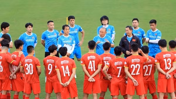 Vì sao ông Park không thể làm mới đội hình tuyển Việt Nam? ảnh 3