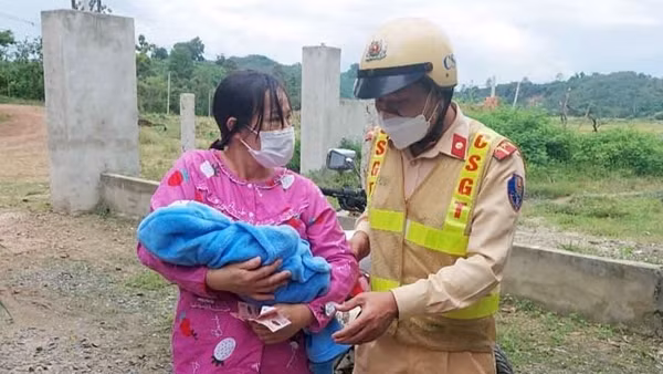 Đại úy Công an 2 lần giúp sản phụ “vượt cạn” thành công ảnh 2