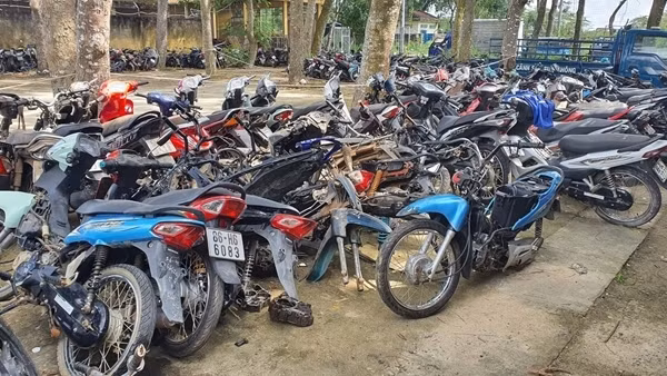 Triệt phá băng nhóm trộm cắp, tiêu thụ xe gian liên tỉnh