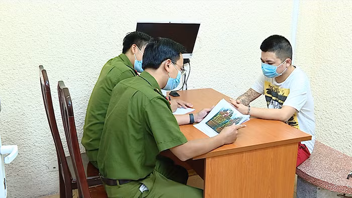Hành trình triệt phá ổ nhóm tín dụng đen nguy hiểm -0