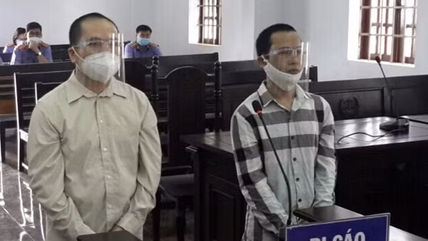 Vận chuyển thuê 6 bánh heroin từ Nghệ An ra Hà Nội ảnh 3