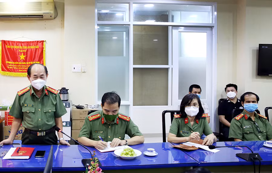 Báo chí Công an nhân dân tiếp tục bám sát cơ sở để có những phản ánh kịp thời -0