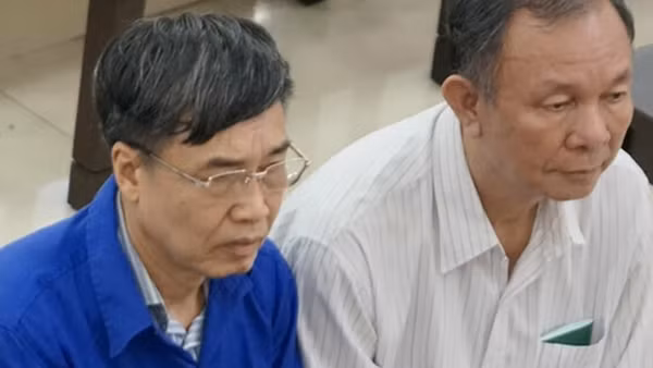 Ban Bí thư khai trừ khỏi Đảng với nguyên lãnh đạo BHXH Việt Nam, Sở GD&ĐT Quảng Ninh