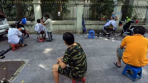 Bí thư Thành uỷ Hà Nội: Chống dịch quyết liệt nhưng không cầu toàn ảnh 4