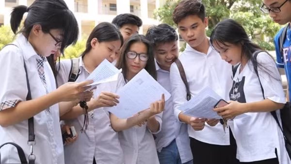 Từ đỉnh cao tuyển sinh của ngành sư phạm năm 2021: “Lương sư, hưng quốc”, nhưng…