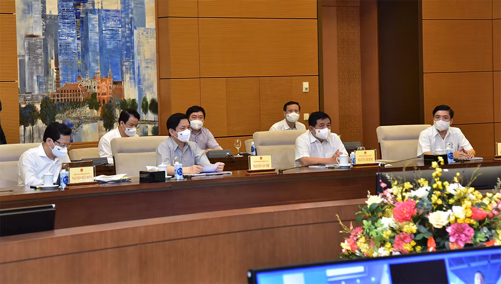 Chuyên gia nêu ý kiến chuyên sâu, độc lập để phát triển kinh tế - xã hội bền vững -0