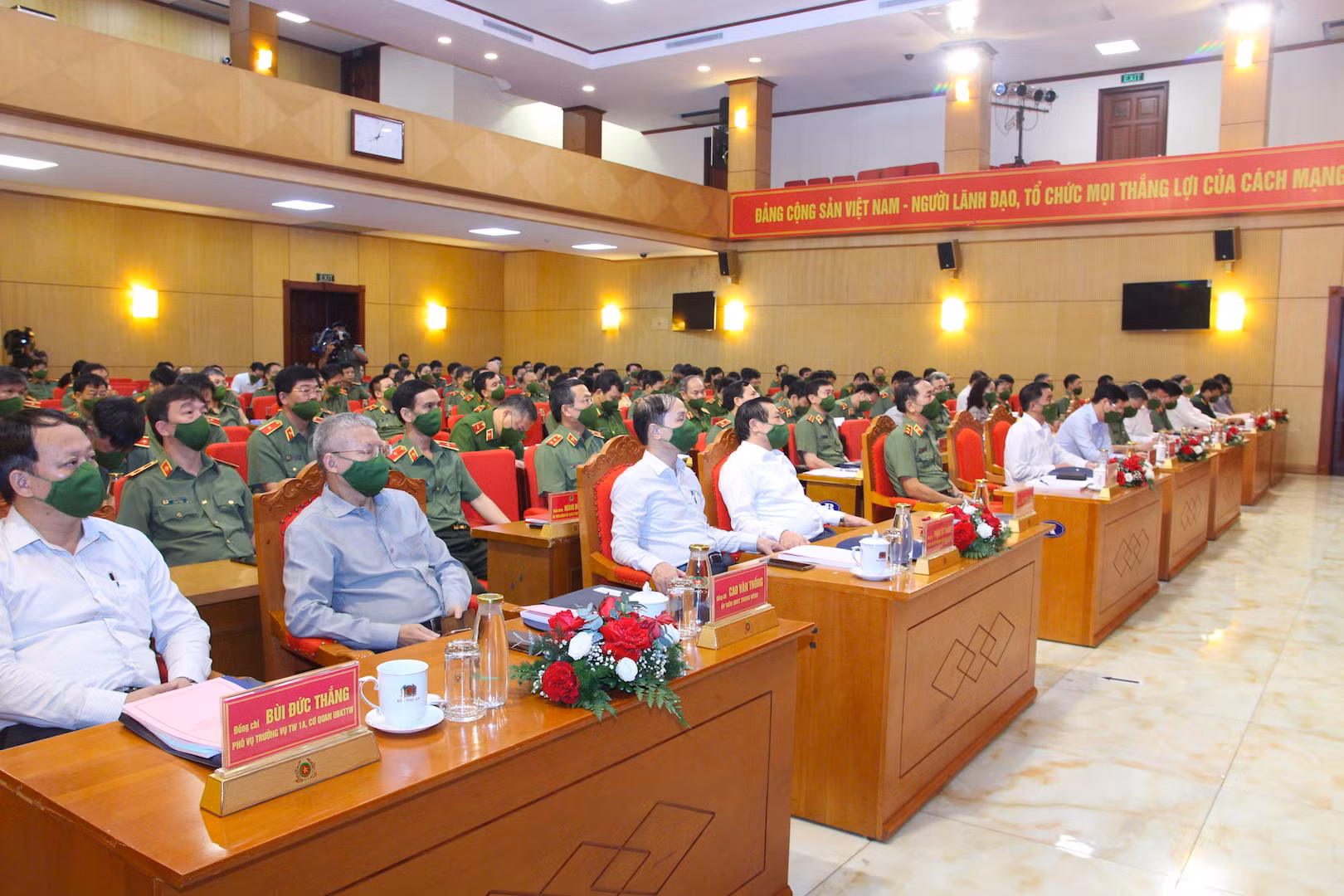 Phối hợp kiểm tra, giám sát, xây dựng Đảng, xây dựng lực lượng CAND trong sạch, vững mạnh -0