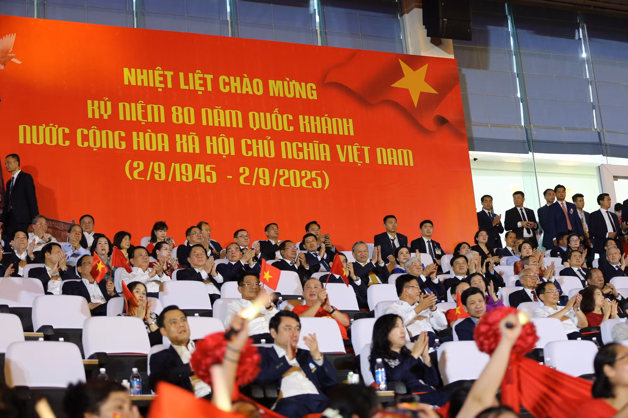 Bản hùng ca về tinh thần Cách mạng tháng Tám bất diệt, niềm tin về tương lai rạng ngời của dân tộc -0