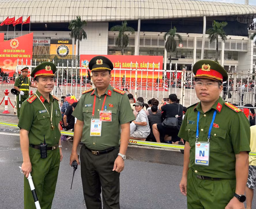 Ghi nhận ở Công an phường Từ Liêm - nơi tập trung các sự kiện của Đại lễ A80 -0