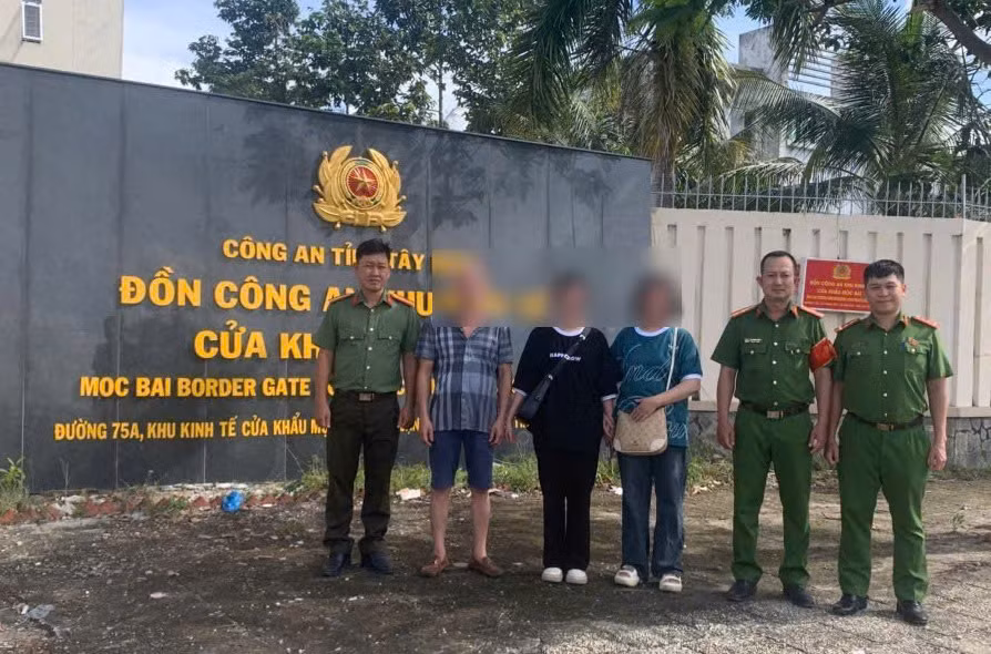 Liên tiếp giải cứu thanh niên trẻ khỏi bẫy lừa đảo “bắt cóc online