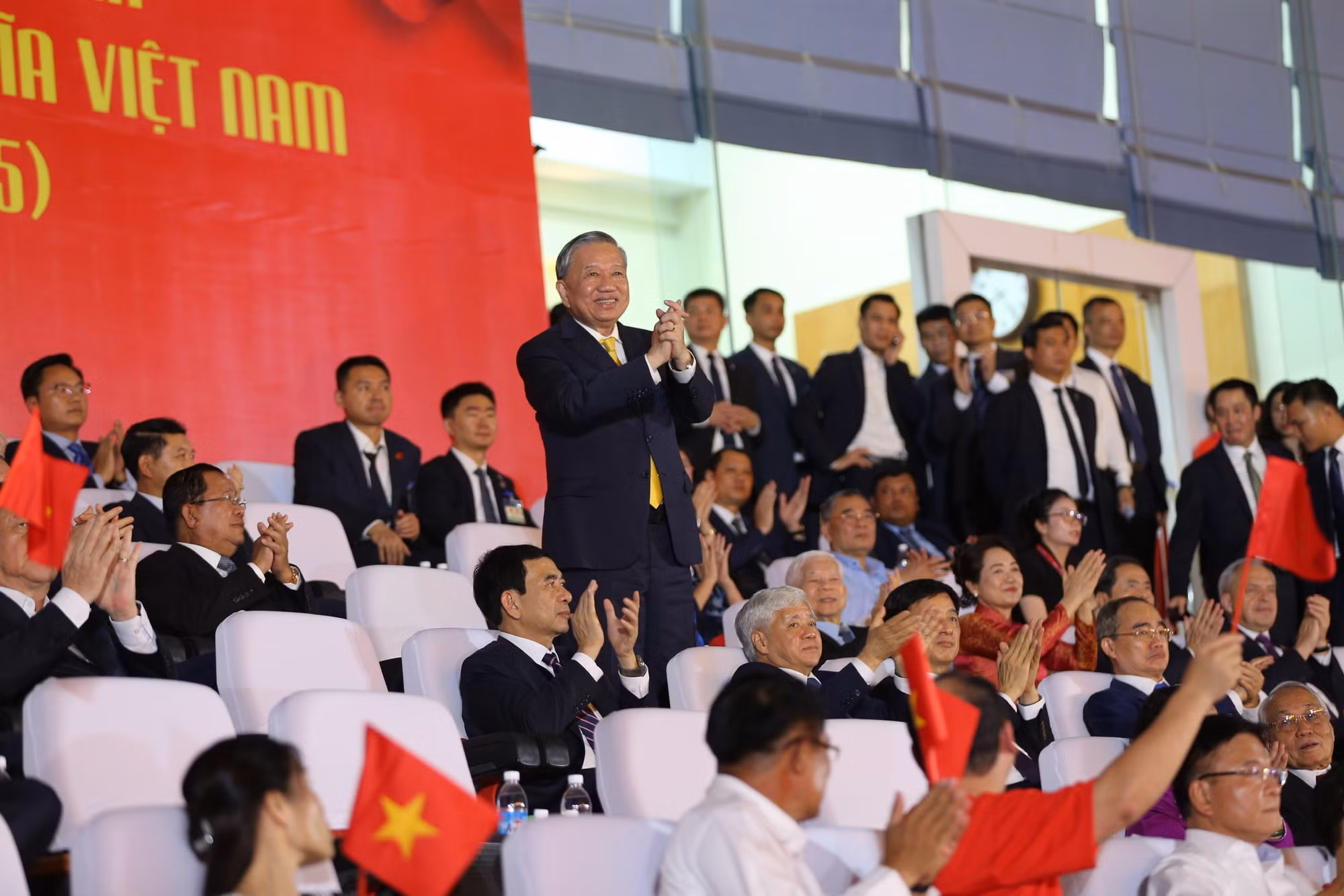 Bản hùng ca về tinh thần Cách mạng tháng Tám bất diệt, niềm tin về tương lai rạng ngời của dân tộc -0