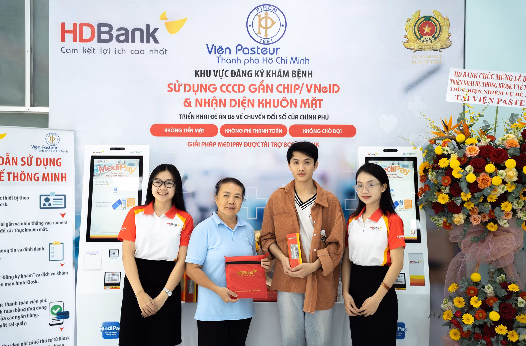 HDBank vận hành hệ thống Kiosk y tế thông minh tại Viện Pasteur TP.Hồ Chí Minh -1