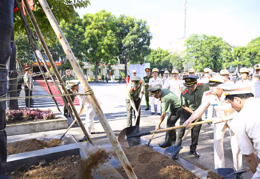 Trường Cao đẳng ANND I chú trọng nâng cao chất lượng dạy và học, phát huy tốt vai trò của người thầy -0