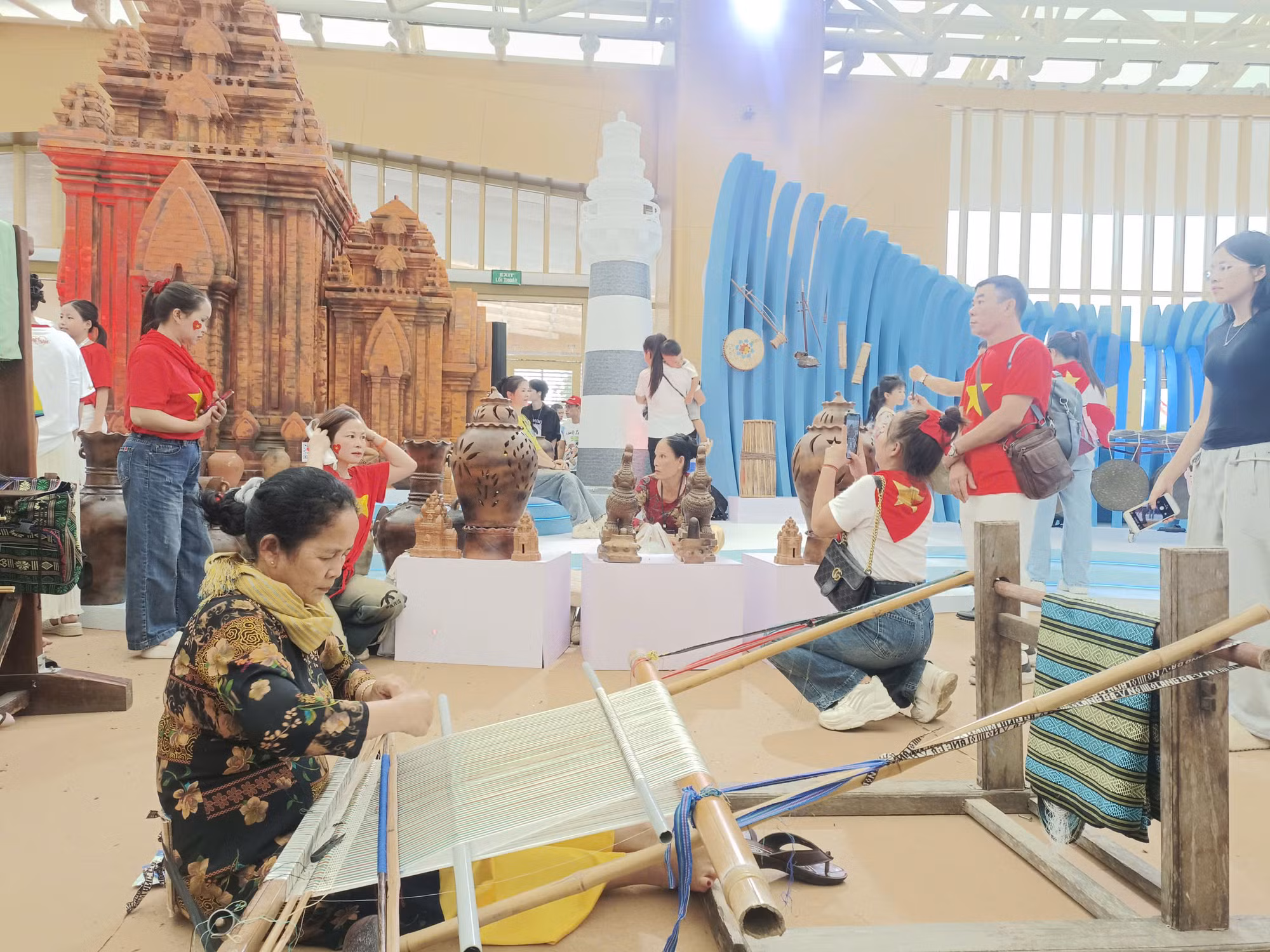 Du lịch văn hoá 3 miền tại Triển lãm thành tựu đất nước “80 năm hành trình Độc lập – Tự do – Hạnh phúc” -0
