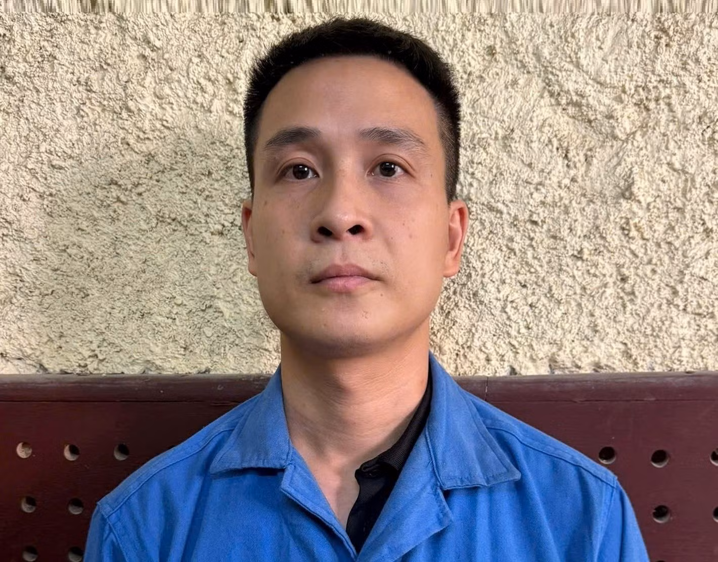 Bắt đối tượng lừa đảo gần 1,7 tỷ đồng bằng thủ đoạn đổi ngoại tệ qua mạng xã hội -0