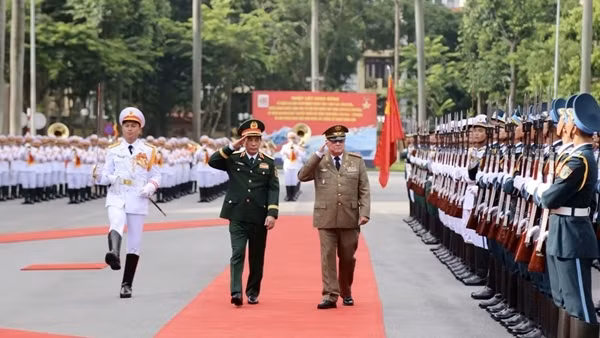Việt Nam - Cuba tăng cường hợp tác trong lĩnh vực quốc phòng
