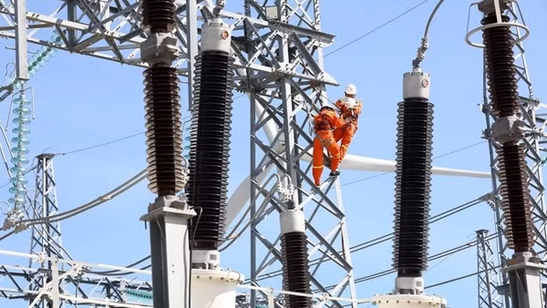 Đề xuất cơ chế cho EVN thu hồi lỗ thông qua giá điện