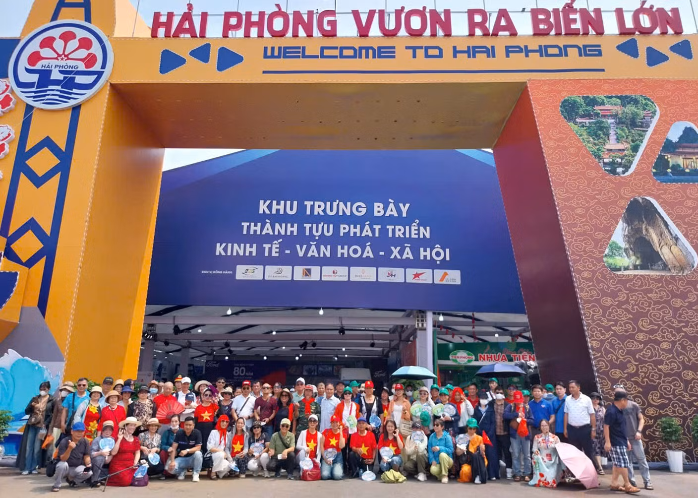 Hải Phòng đưa đón miễn phí người dân tham quan Triển lãm thành tựu đất nước “80 năm hành trình Độc lập – Tự do” -3