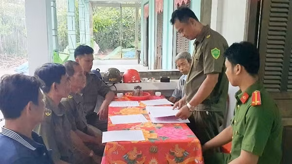 Tấm gương sáng giữ bình yên ở cơ sở