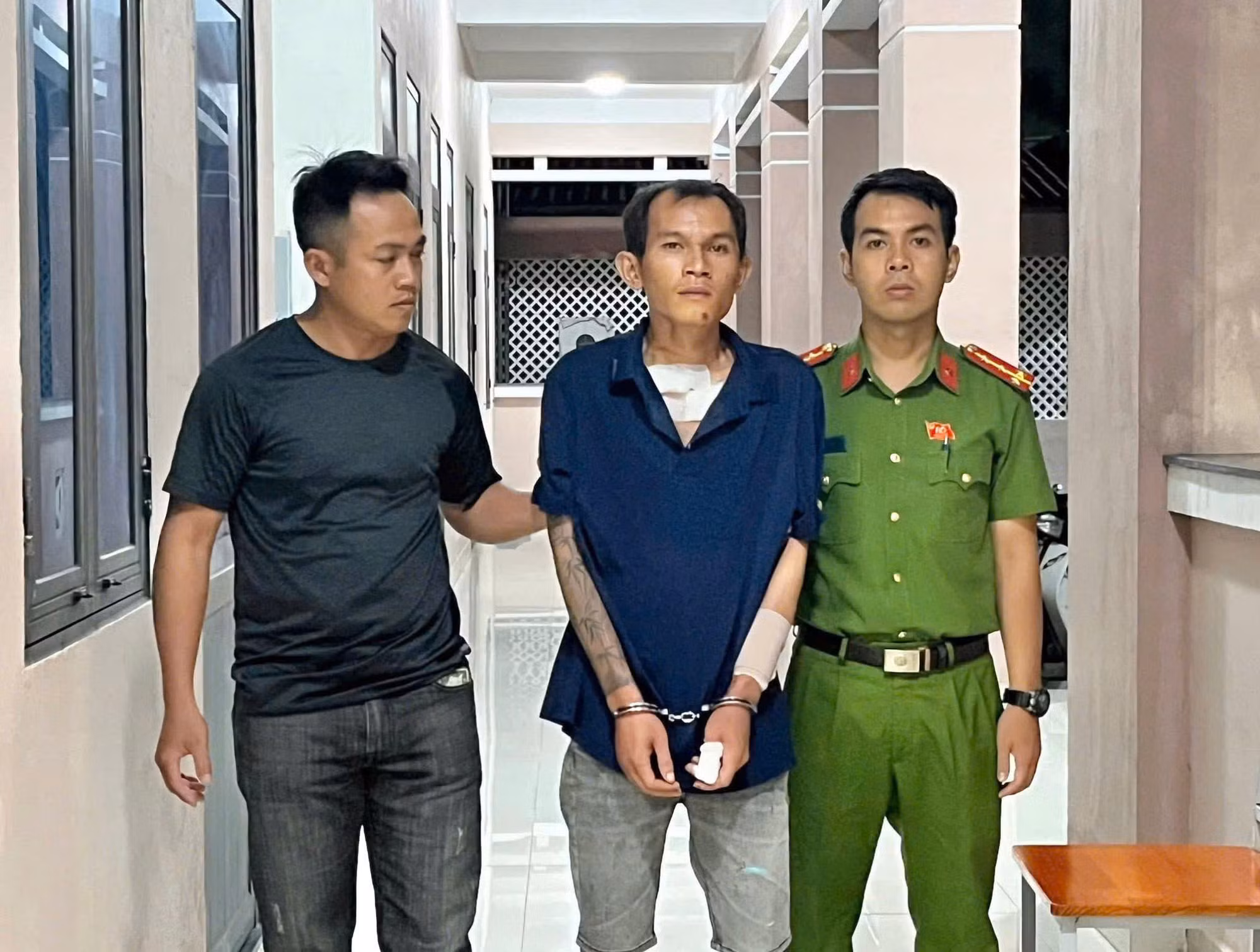 Khởi tố đối tượng đâm Thiếu tá Công an Nguyễn Đông Cánh hy sinh -0