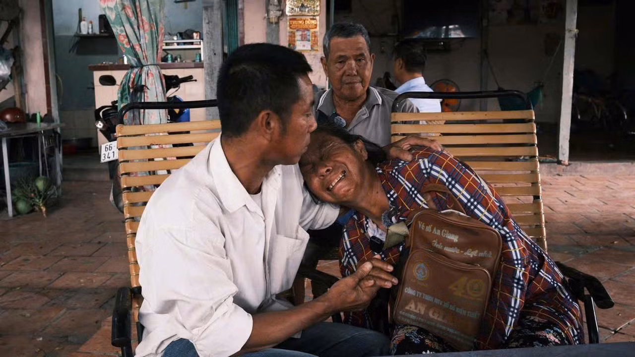 Khi mạng xã hội thành “điểm nóng” -1