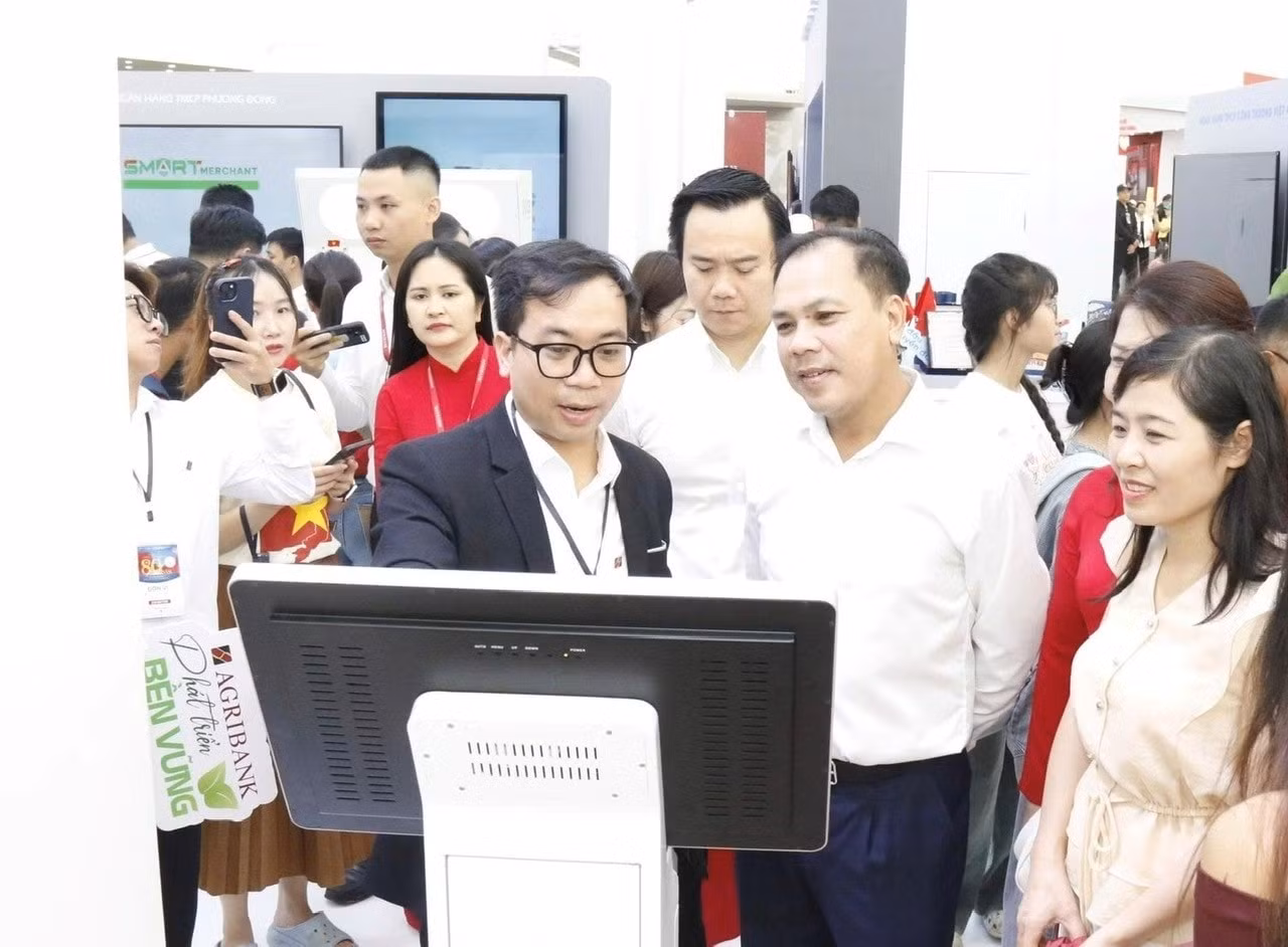 Agribank tiến tới phủ sóng Giải pháp Quầy giao dịch thông minh đến hơn 2200 điểm giao dịch trên toàn quốc -0