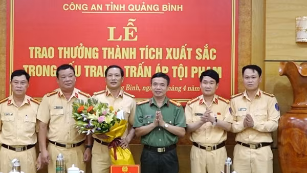 Bắt nhanh thủ phạm giết người ở Long An bỏ trốn về TP Hồ Chí Minh ảnh 3