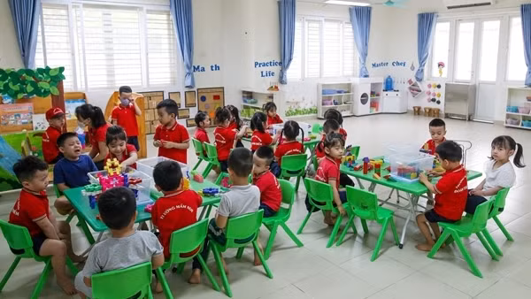Hà Nội thiếu trầm trọng giáo viên mầm non tư thục