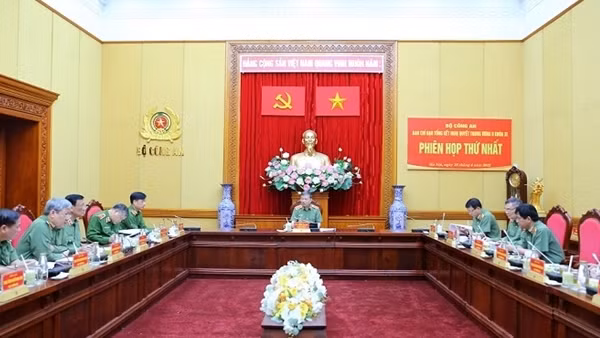 Chuẩn bị tổng kết 10 năm thực hiện Nghị quyết Trung ương 8 khóa XI về Chiến lược bảo vệ Tổ quốc trong tình hình mới